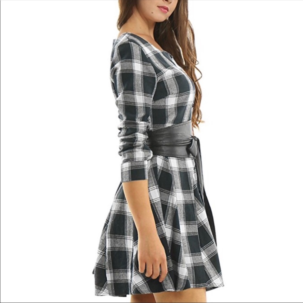 Plaid Pleated Long Sleeves Belted Shirt Dress - Picture 5 of 7
